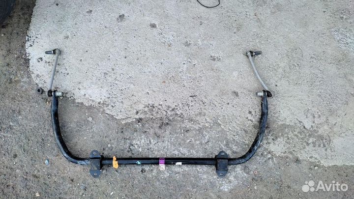 Стабилизатор Ford Explorer 2020г