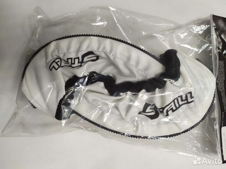 Чехлы для коньков