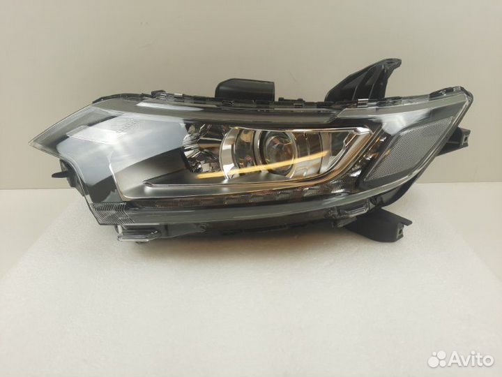 Фара левая Mitsubishi Outlander 3 2015-2018