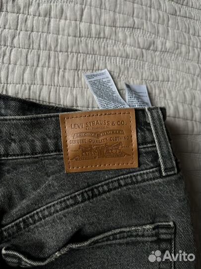 Ribcage straight ankle женские джинсы levis серые