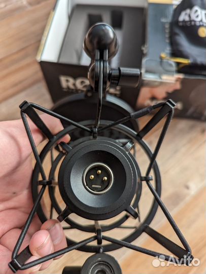 Микрофон rode NT1-A + пантограф rode PSA1