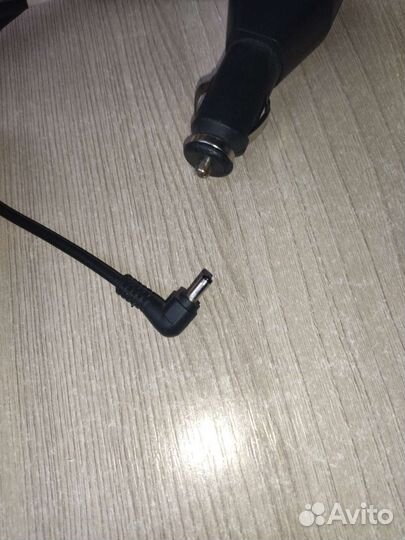 Автомобильная зарядка для регистратора или радара