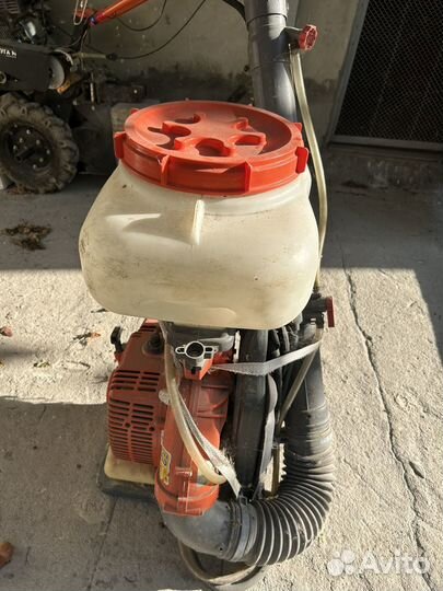 Бензиновый опрыскиватель ранцевый