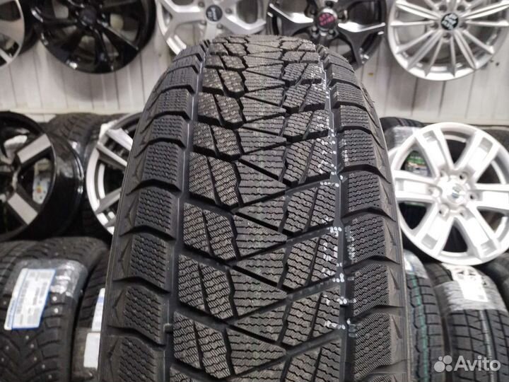 Boto WD69 225/60 R17 99S