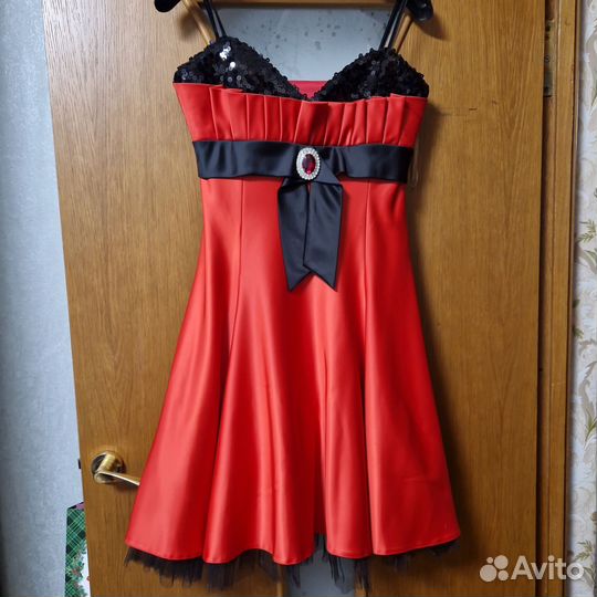 Вечернее платье 46 размера бу