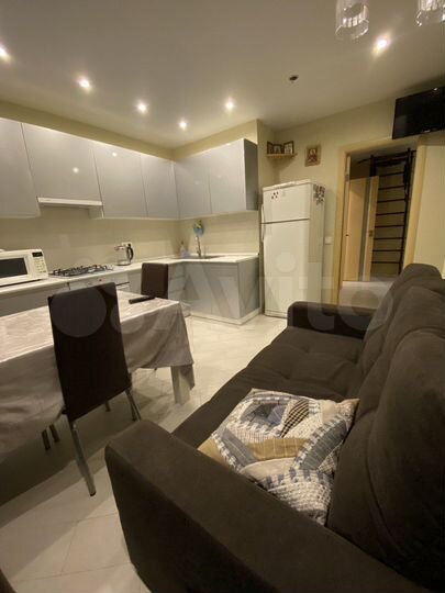 2-к. квартира, 69 м², 10/10 эт.