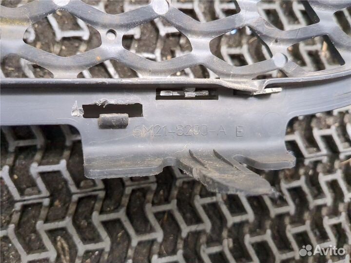 Решетка радиатора Ford Galaxy, 2007