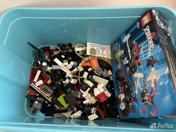 Большой ящик с lego