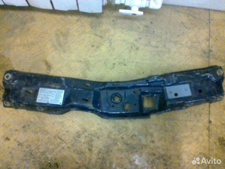 Рамка капота Opel Meriva 2002–2010