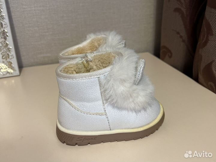 Сапожки для девочки