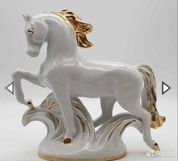 Фарфоровые статуэтки СССР Конь