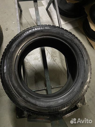 Bridgestone Blizzak LM-001 225/55 R17