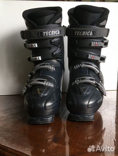 Горные лыжи, ботинки, палки