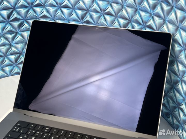 MacBook Pro 16 2021 512Gb M1 Pro, рст (190 циклов)