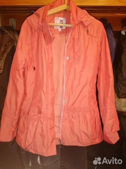 Ветровка для девочки