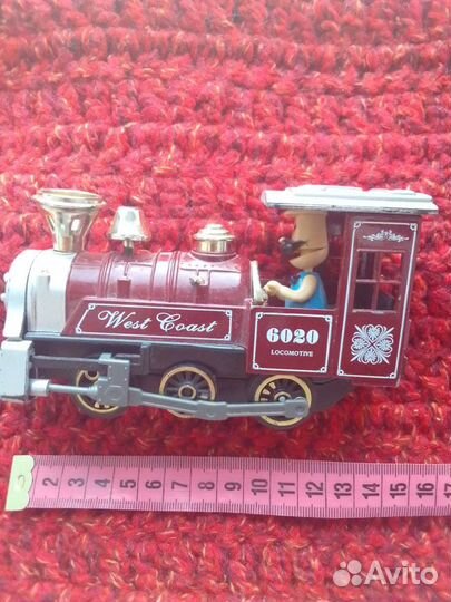 Паровоз игрушка