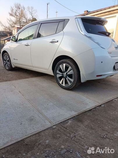Nissan Leaf 109 AT, 2013, 112 000 км