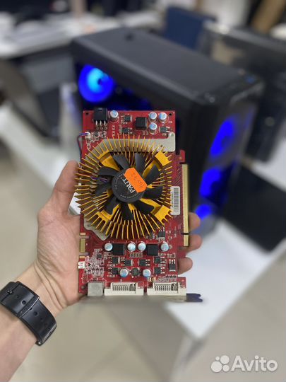 Видеокарты Nvidia GeForce 9600GT в ассортименте