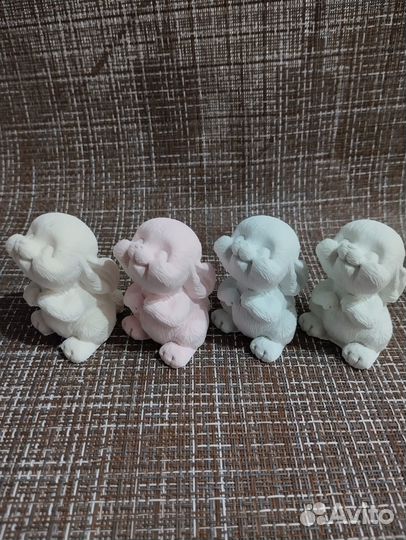 Зайки из гипса