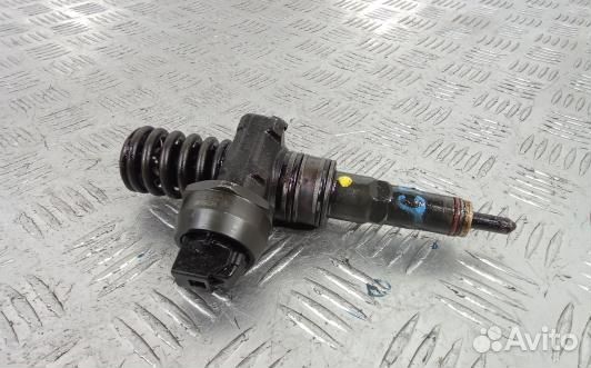 Форсунка дизельная volkswagen passat B6 (GDN14AL02