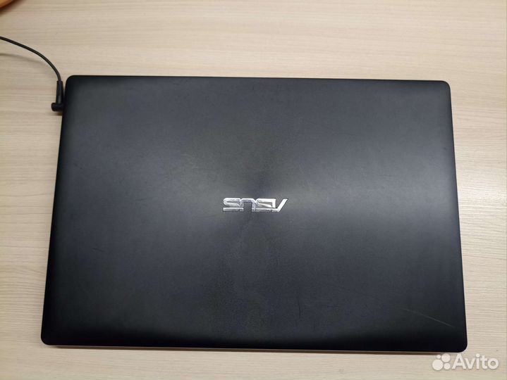 Ноутбук asus X553M