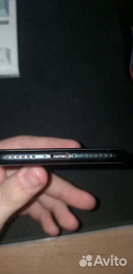 iPhone SE (2020), 64 ГБ