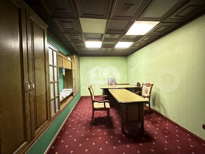 Продам офисное помещение, 204 м²