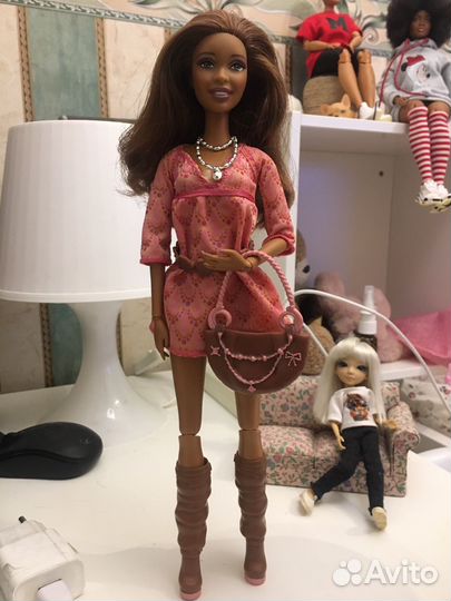 Barbie Fashionistas Artsy 2009г