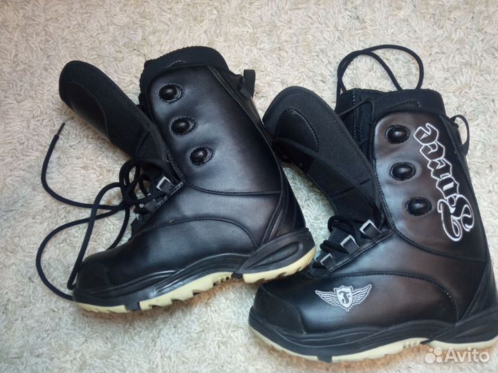 Ботинки для сноуборда 36-36,5 р