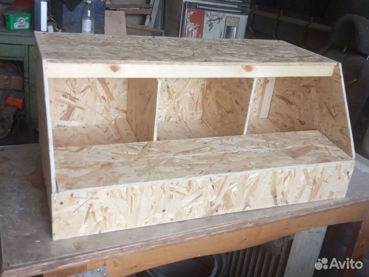 Гнезда для кур с яйце сборником