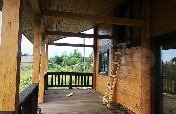 Дом 158 м² на участке 7 сот.