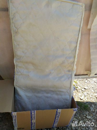 Кровать детская, кроватка