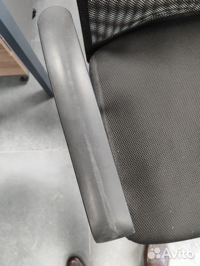 Офисное кресло