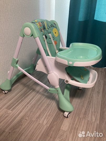 Детский стульчик для кормления