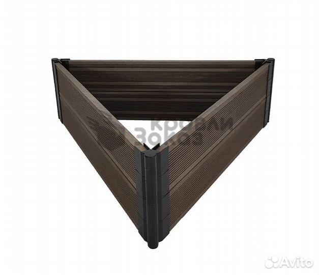 Грядка из дпк Треугольник 1000 мм. высотой 300 мм