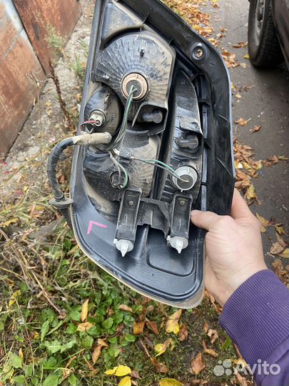 Mitsubishi outlander 1 фанар задний левый