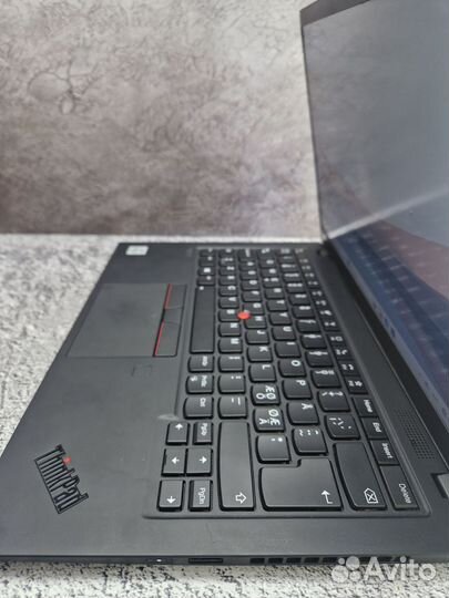 Ноутбук lenovo thinkpad x1 carbon gen8