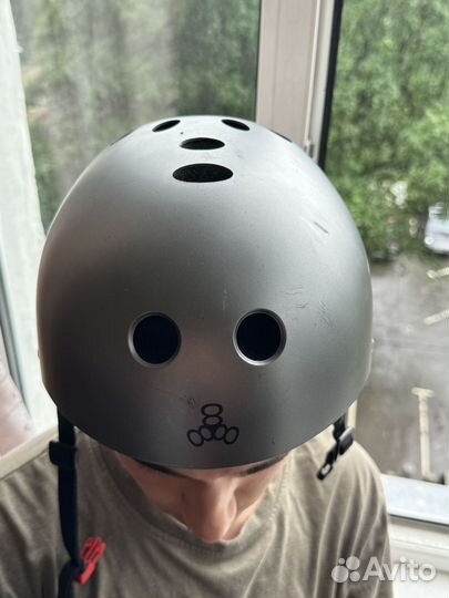 Шлем triple eight