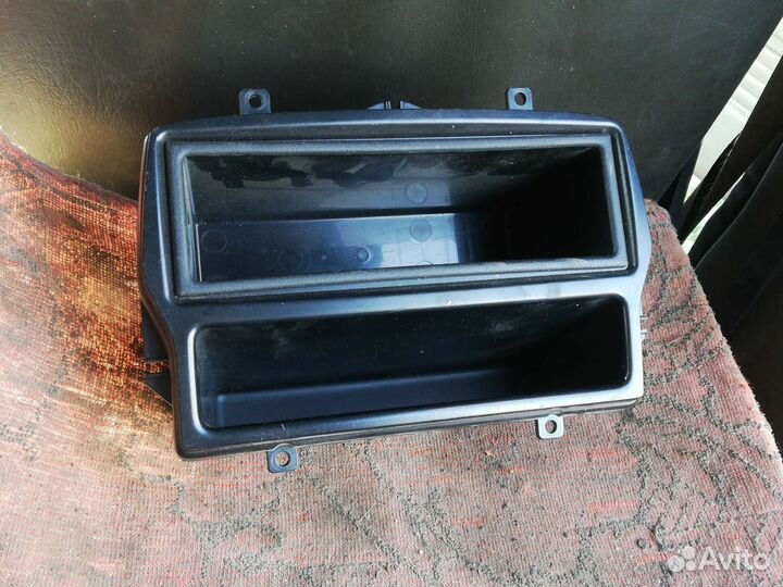 Панель магнитолы Лада Калина 1