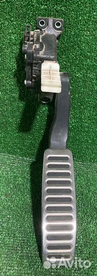 Педаль газа VW Touareg 1 7L 2004