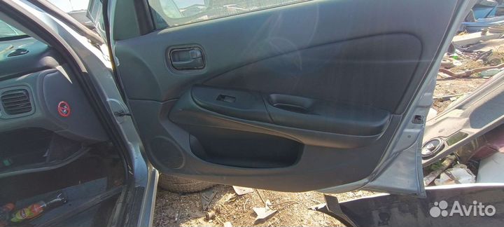 Дверные карты nissan almera n16