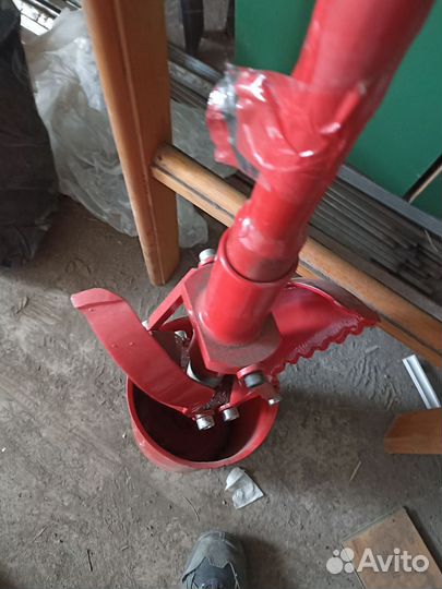 Фундаментальный разбуриватель