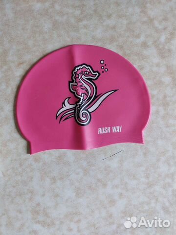 Новоя шапочка для девочки