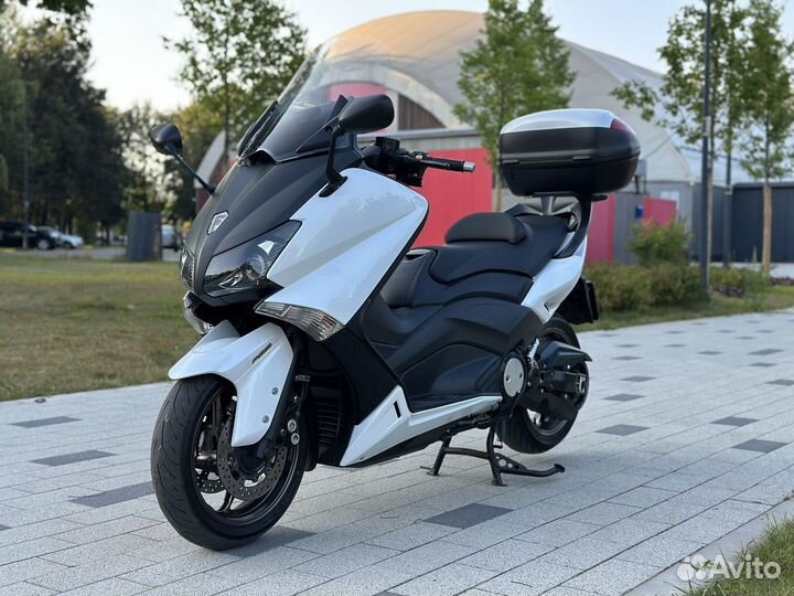 Yamaha tmax 530