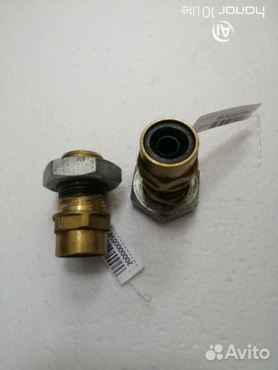 Фитинг прямой (латунь) 12-М20*1,5