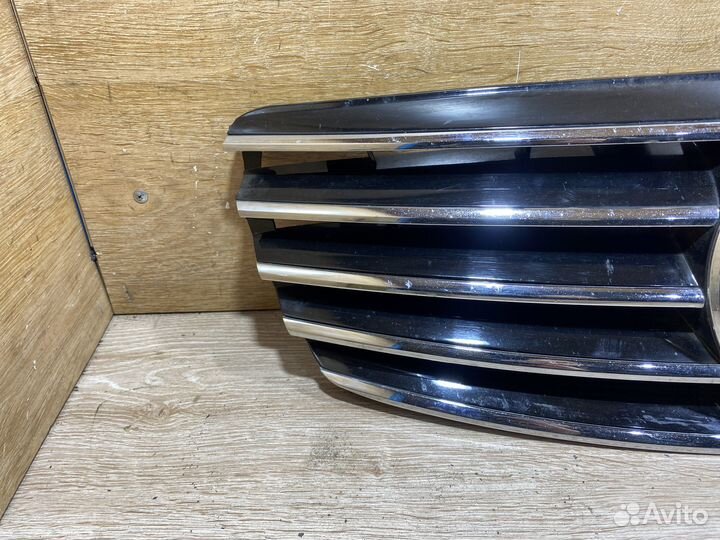 Решетка радиатора Mercedes Benz W211 дорест 130451