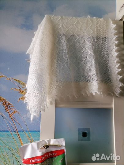 Пуховый платок шаль