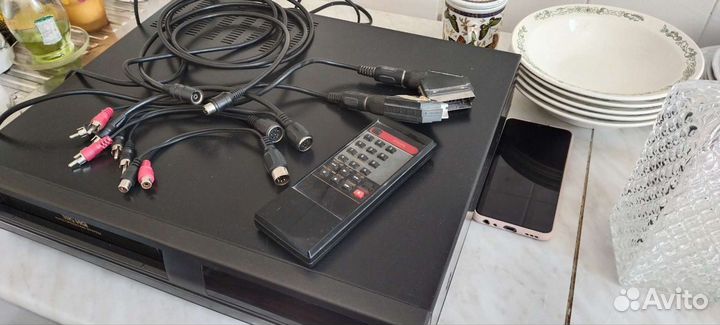 Видеомагнитофон goldstar