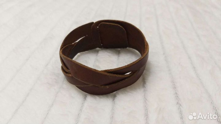 Браслет из натуральной кожи