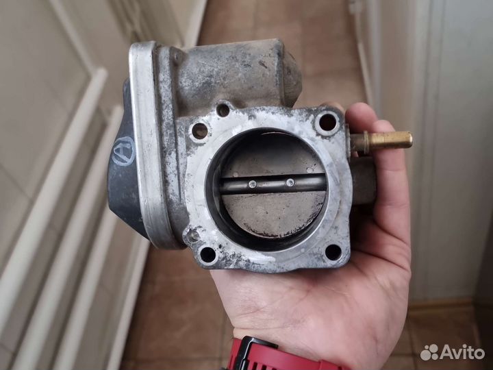 Дросельная заслонка renault